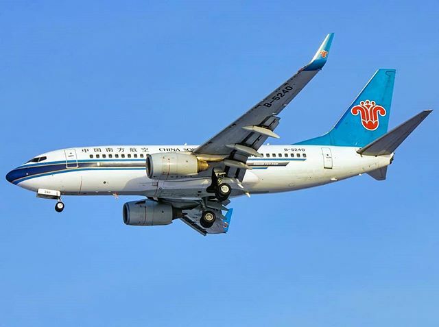 sibspotting's tweet photo. Редкий для Новосибирска гость из Китая. Фото @sibiryak7
#авиация #самолеты #споттинг #сибирскийспоттинг #airliners #avgeek #aviationgeek #aviationlovers #aviationphotography #aviationphoto #aviation #aviationworld #aviationphotos #airplane #planespotting… https://t.co/mma2ajCE39 https://t.co/xgXHkymGc9