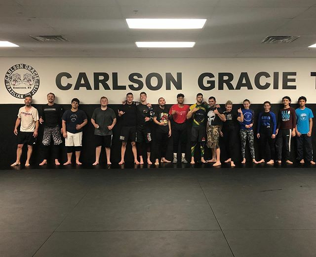 cghendersonbjj's tweet photo. #wrestling🤼‍♂️ class every Thursday 7-8pm #carlsongracieteam #lasvegas #hendersonnv #cgteam #porrada #brazilianjiujitsu #bjj #jiujitsulife @dafirmabjj @greensnproteins @bravoinsurance @imrfloat @agelesscryo @cbdfitrecovery @dollamur https://t.co/UInUtffXUc https://t.co/isi8q89dxg