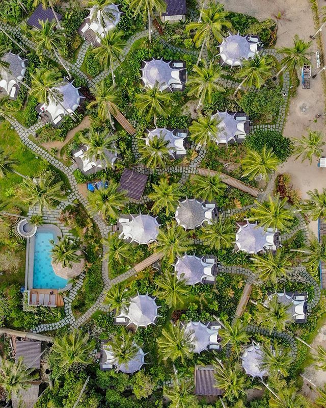 cjtagupa's tweet photo. From Above: @nacpanbeachglamping https://t.co/Raw2IufuDc https://t.co/43Mpwj2snV
