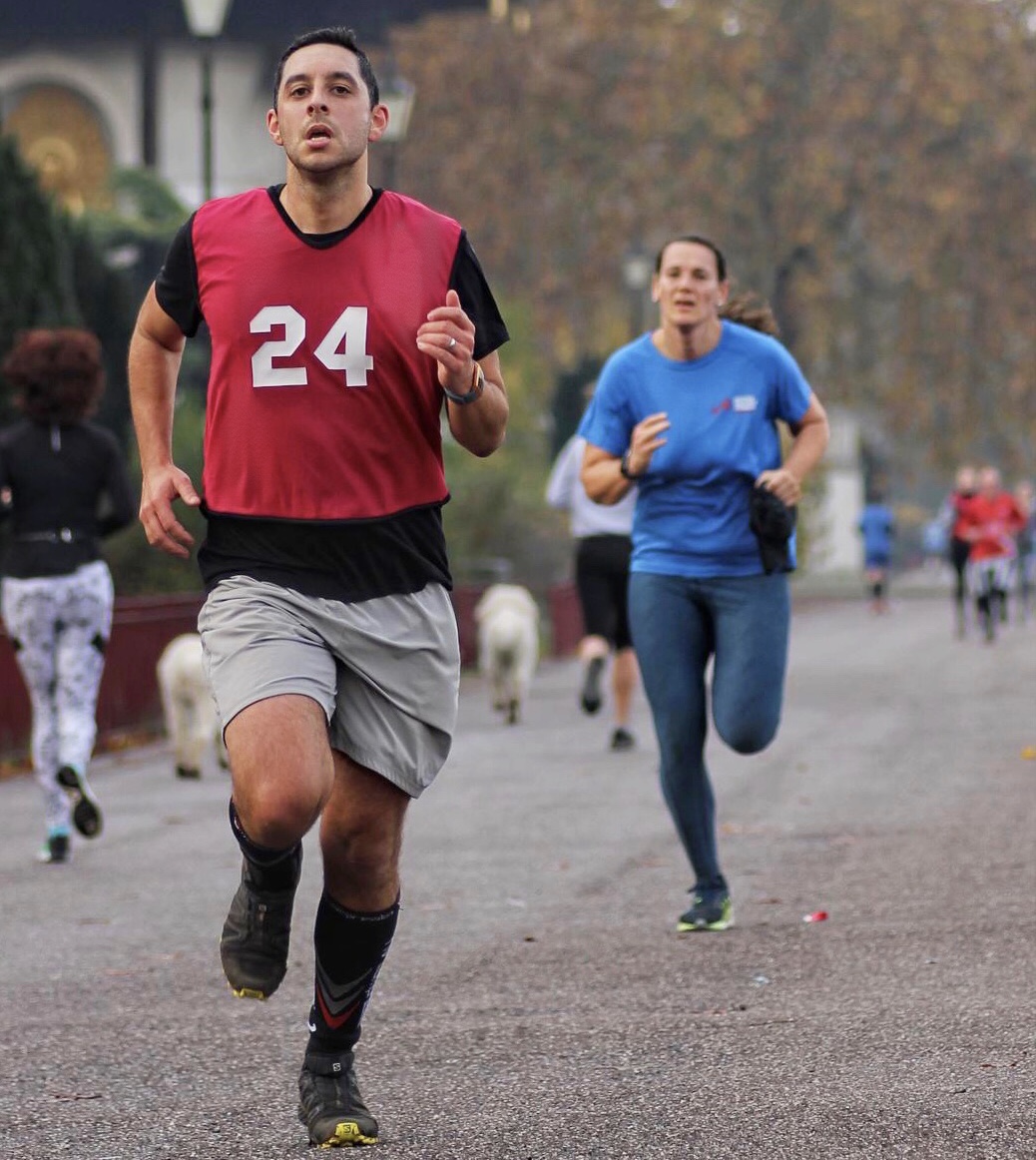 bemilitaryfit's tweet photo. Our Clapham Common CrossRun Crew leading the charge to Battersea Park and back 💪
.
.
.
#iambmf #trainanywhere #running #runningclub #fitness #fitnessclub #runningclass #runninggoals #outdoorfitness #stamina #health #faster #workout #exercise https://t.co/7bxOpiaI8n