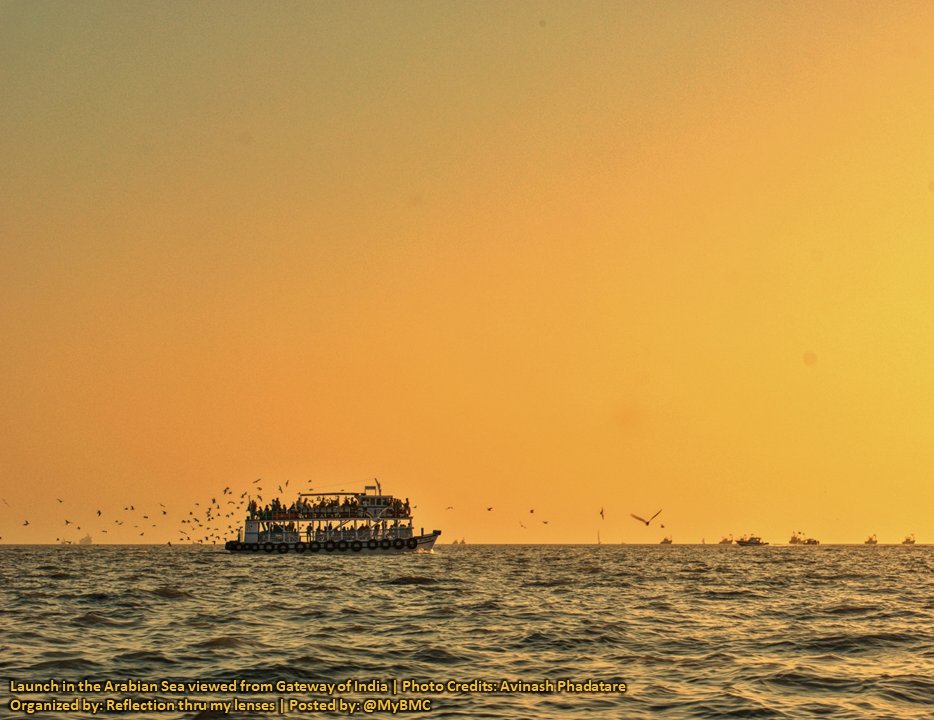mybmc's tweet photo. ‘Boat' hard! Connecting islands & people, Mumbai's boats add a new dimension of transport & serenity, keeping #MumbaiOnTheGo.
Thank you, Reflection thru my lenses & Avinash Phadatare for capturing a moment where a part of every Mumbaikar's heart resides.
#MyBeautifulMumbaiClicked https://t.co/NvpC66JOMD