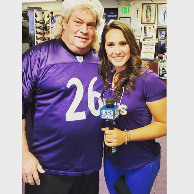 RachaelCardin's tweet photo. ITS A ๐ PURPLE FRIDAY ๐
Follow my social media today and tune into @wjz for our evening shows to catch the action!
#GoRavens #BigTruss #LamarJackson #ActionJackson #purplefriday #purplepreview #purplepregame #purpleeverything #ravens #baltimore #baltimoreravens #bmoreravens https://t.co/BSEOpxOqHQ