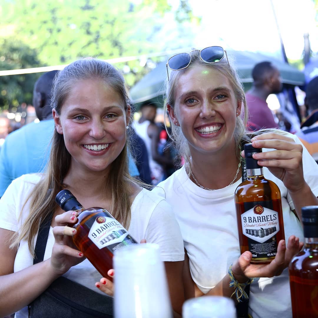 premierdisltd's tweet image. 9 barrels the one that brings smiles to your face this January 

Get yourself a 9 barrels whisky bottle from @SimbaFood @JumiaPartyUG @JumiaFoodUG @lapatisserieug @GolfCourseHotel and other shops and wine outlets

@Warriorsrugbyug @TeamMbararaCity 

#weekend #ParteAfterParte