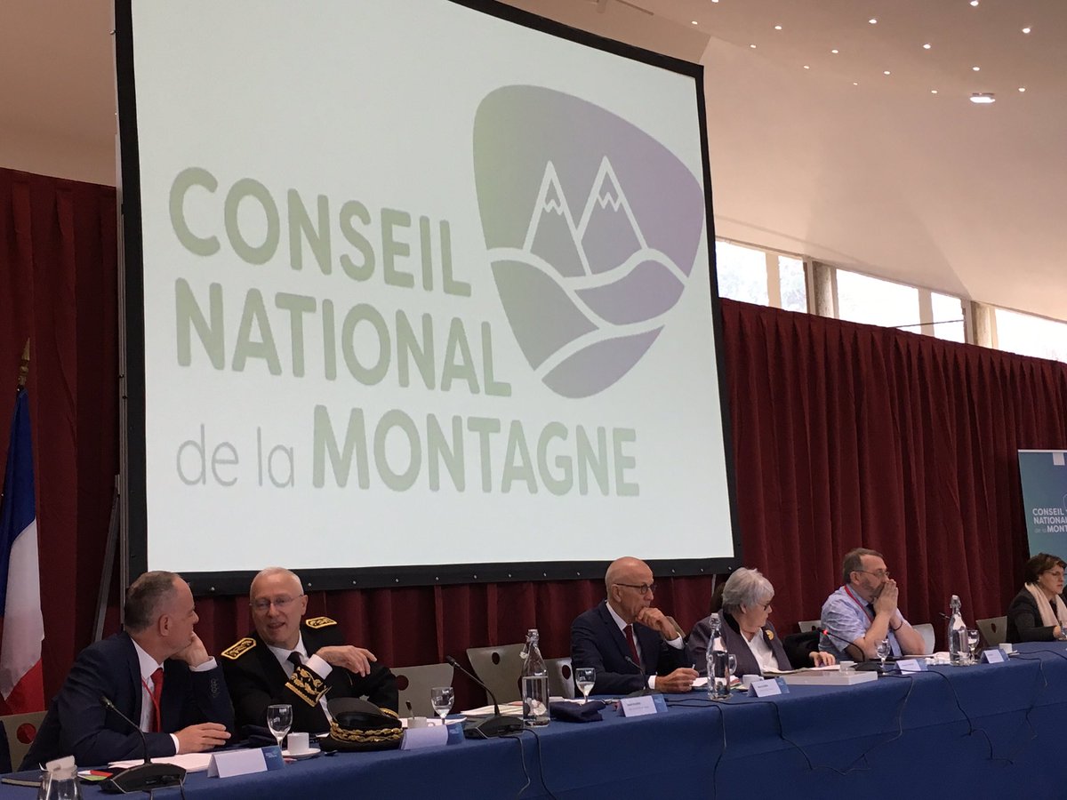 Le Conseil National de la Montagne recommande la publication rapide du décret sur l’obligation d’équipement des véhicules en période hivernale et la pérennisation du dispositif d’activité partielle pour l’ensemble des régies de pistes de ski et de remontées mécaniques #résolution