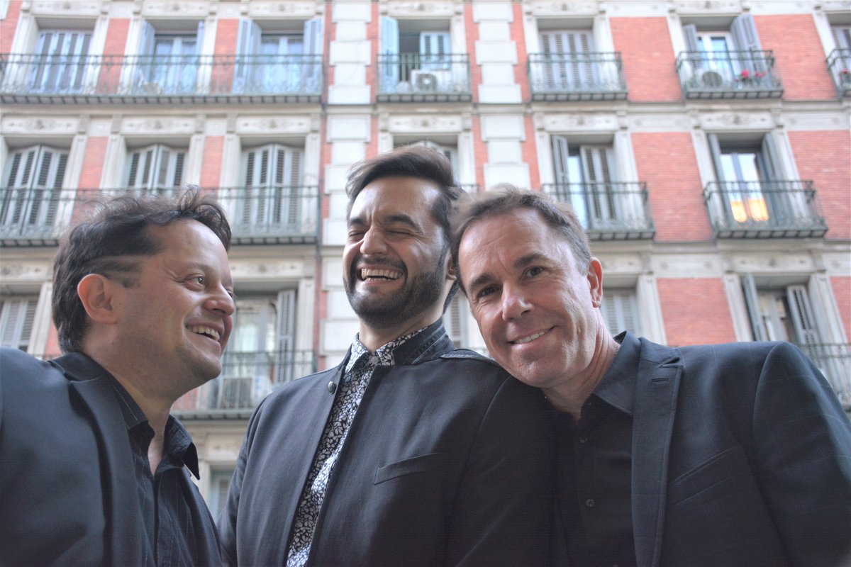 showpayband's tweet photo. Menos seriedad... Que estamos a viernes!😜
#showpay #band #friday #music https://t.co/5xyzXFlQqJ