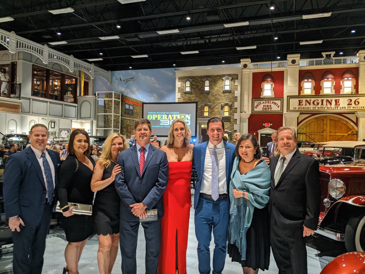 FabBrumley's tweet photo. Enjoyed an excellent evening supporting @Op300 at “Stars and Cars” with @PeteHegseth which furthers the organization’s mission to support the #GoldStarFamilies of fallen Veterans. https://t.co/z7kHpubAaj
