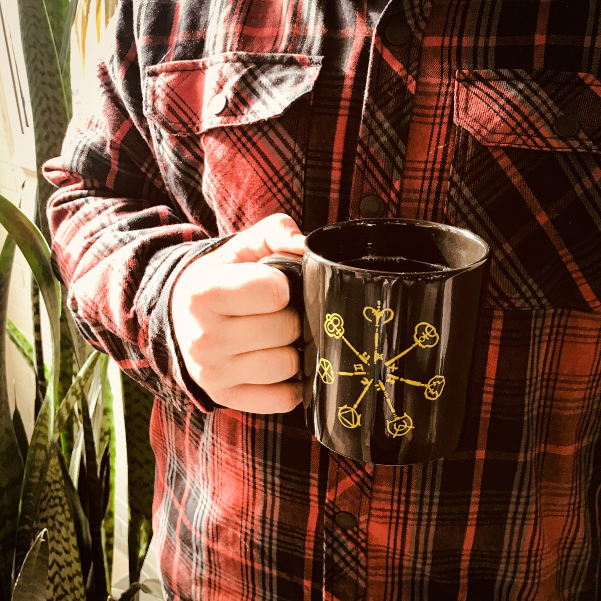 Enjoy a nice cup of coffee while you watch the all new season of ✨The Magicians airing January 15th 2020!
•
•
#themagicians #coffeemugs #cupofjoe #newseason #spencers #popculture #justfunky #magicianssyfy #syfy #keys #magic #magicianslife #fans #tv ✨