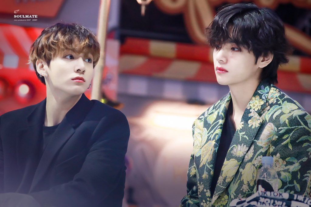 beforeiknowyou's tweet photo. จองกุกถึงแทฮยอง : 
“คุณสวยตอนที่คุณไม่ได้คิดถึงอะไร “

#kookv
©️ ANtaeKooki0 https://t.co/SumAHsYJKH