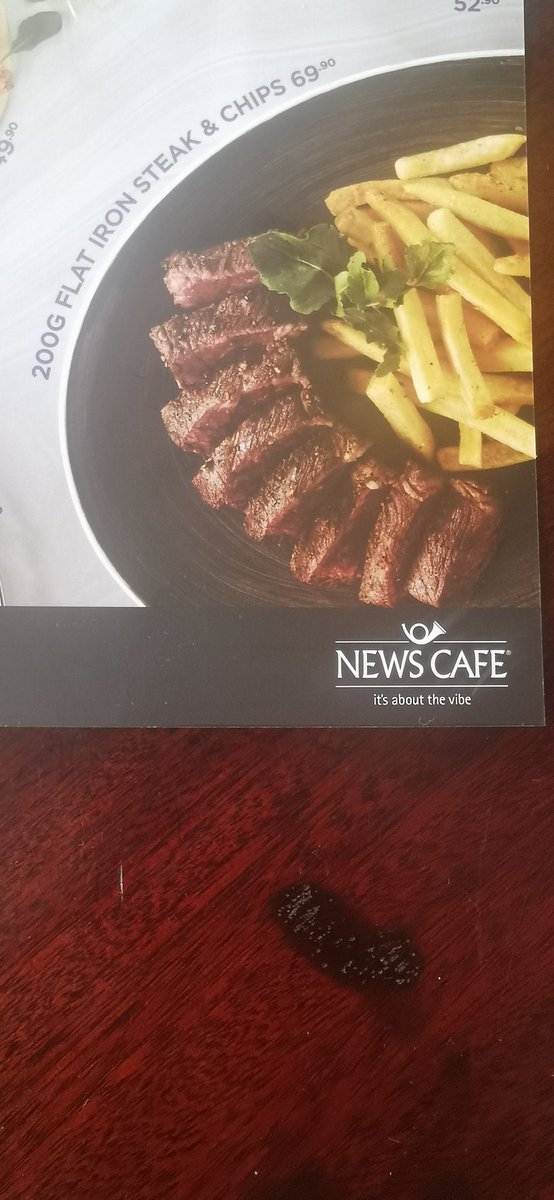 PhenyoDM's tweet photo. @newscafe witbank wanted a quick lunch meal and I ordered this meal, asked the meat to be medium rare and it had such a foul smell and the manager says I should order something else because all medium rare smells like that... https://t.co/G0R3vaM54r