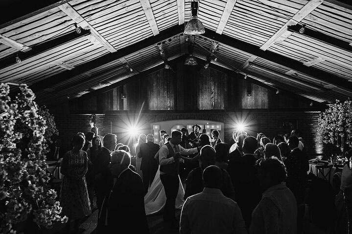 HelenPlusDavid's tweet photo. Helen Plus David Photography https://t.co/tDd8midRqi https://t.co/tPraqgpDow