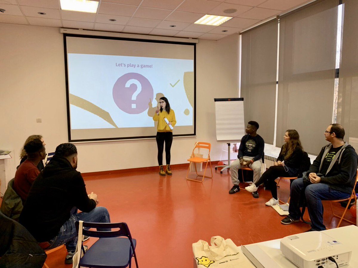 InterlockFound1's tweet photo. Intro&amp;name games this morning in #Karlovac. #empowermentproject #youthproject ‘Mirror’. Projectleader @carpediemklc 🇭🇷 #Croatia, projectpartners 🇳🇱 @InterlockFound1 #theNetherlands, @ServeiCivilCat 🇪🇸 #Spain &amp; #ParcoursleMondeSudOuest 🇫🇷 #France. @Erasmus_Project #youthwork https://t.co/a41myNaaiH