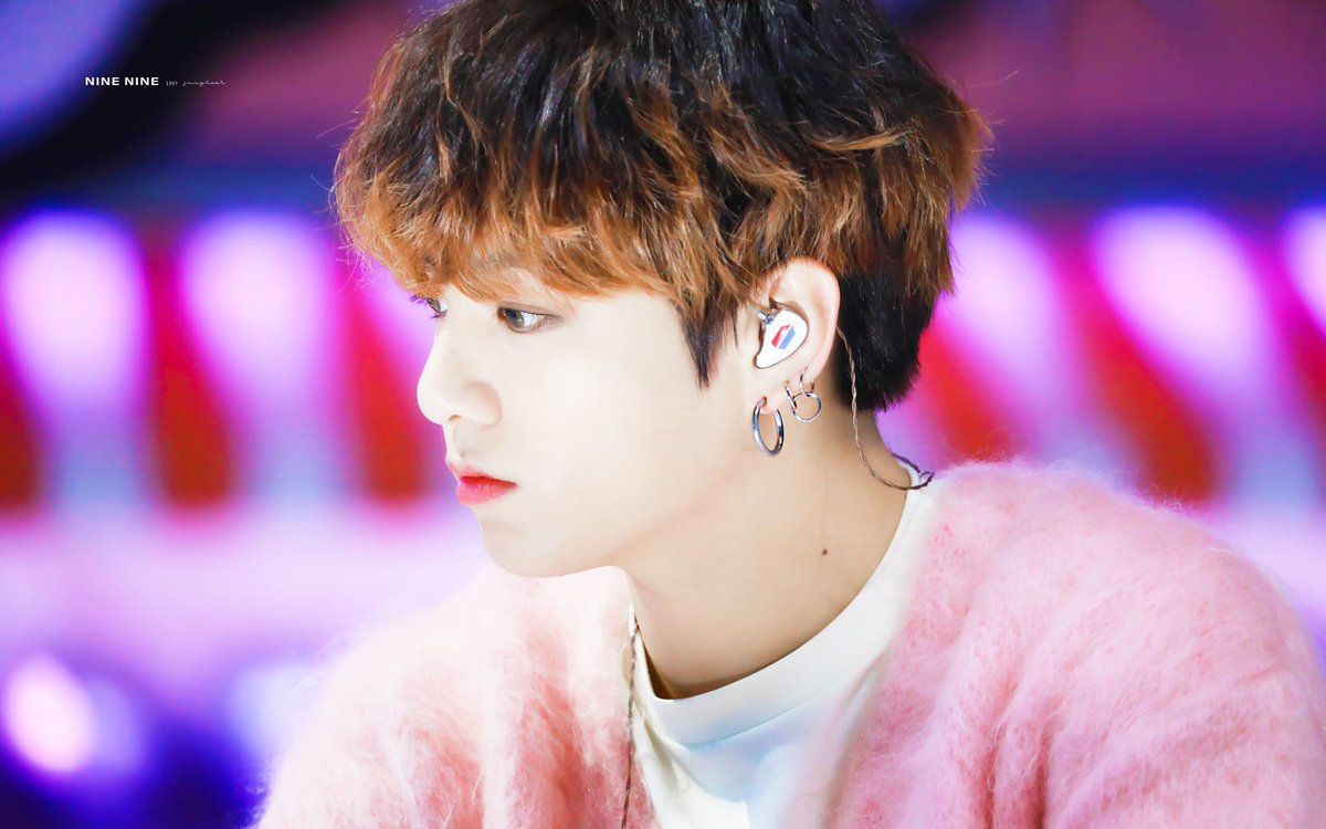 𝗡𝗶𝗻𝗲 나인 tweet media