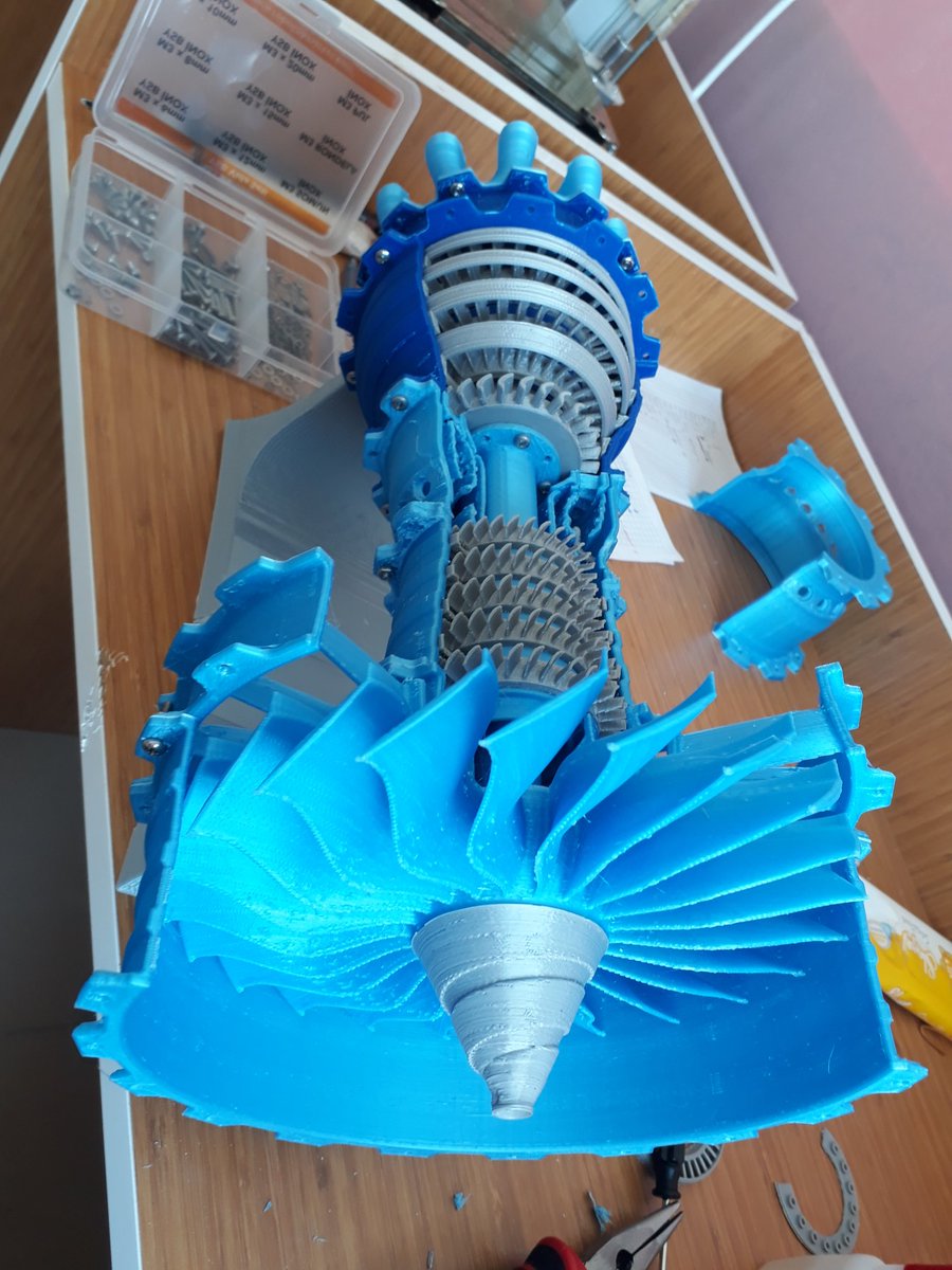 Jet motorumuz hazır. Şehit Ömer Halisdemir Anadolu Lisesi STEM ve inovasyon atölyesi sunar.
Yeni çalışmalar yakında...
<a href="/ziyaselcuk/">Ziya Selçuk</a>
@AgriValilik 
<a href="/Hasandgn40/">Hasan DOĞAN</a>
<a href="/agrimem/">AĞRI MEM</a>
<a href="/diyadinmem/">Diyadin İlçe Milli Eğitim Müdürlüğü</a>
<a href="/atillaaslan_/">Atillaaslan</a>
<a href="/nedimbudakk/">NEDİM BUDAK</a>
<a href="/urfastem/">UrfaSTEM</a>
<a href="/gencstem/">Genç Stem</a>