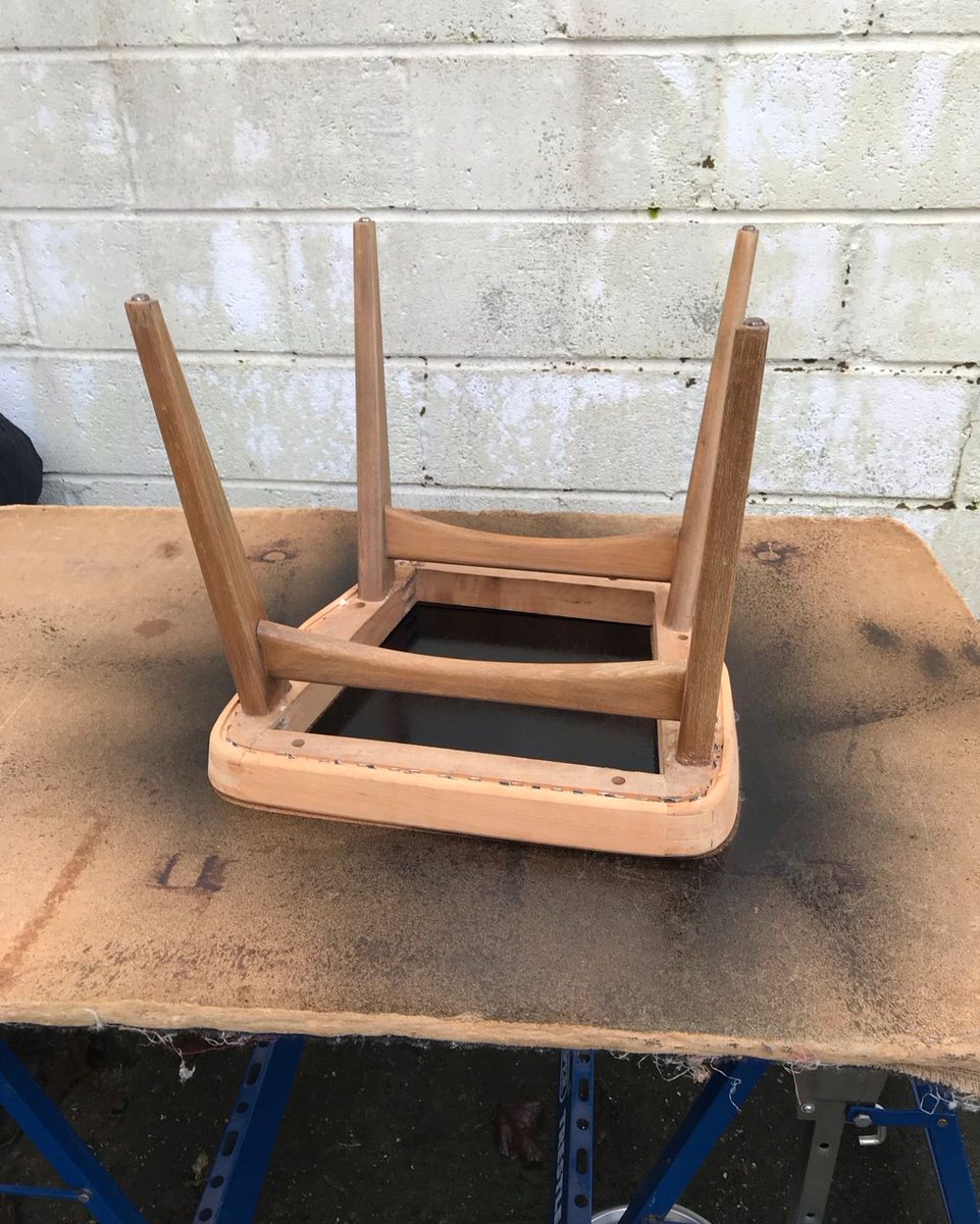 Stripped back and ready to spray.
.
.
#ChairRepairWorkshop #upholstery #upholsterer #upholsterykent #furniture #reupholstery #tenterden #familybusiness #shoplocal #trade #reloved #relovedfurniture #reclaim #traditionalupholstery #modernupholstery #bespoke #bespokeupholstery