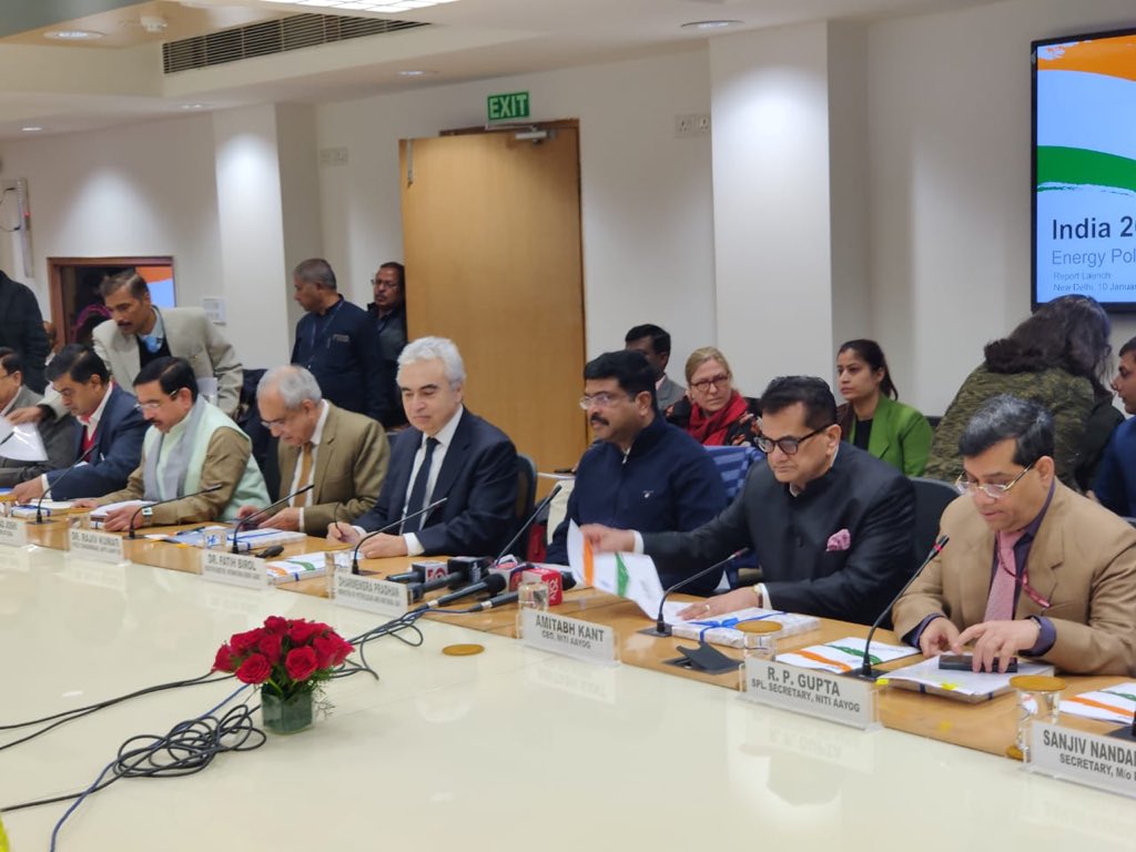 Dharmendra Pradhan tweet media