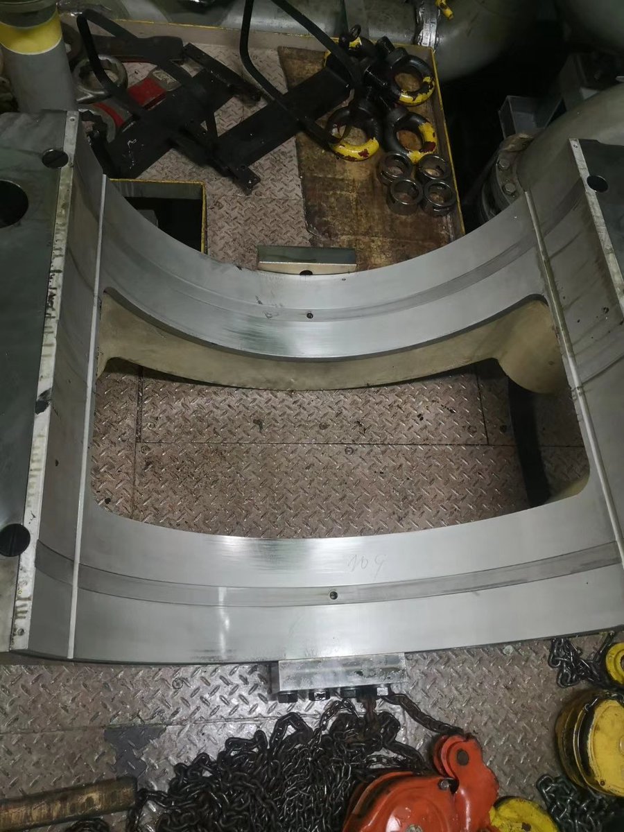 eurekamarine's tweet image. #Crosshead #engineworks