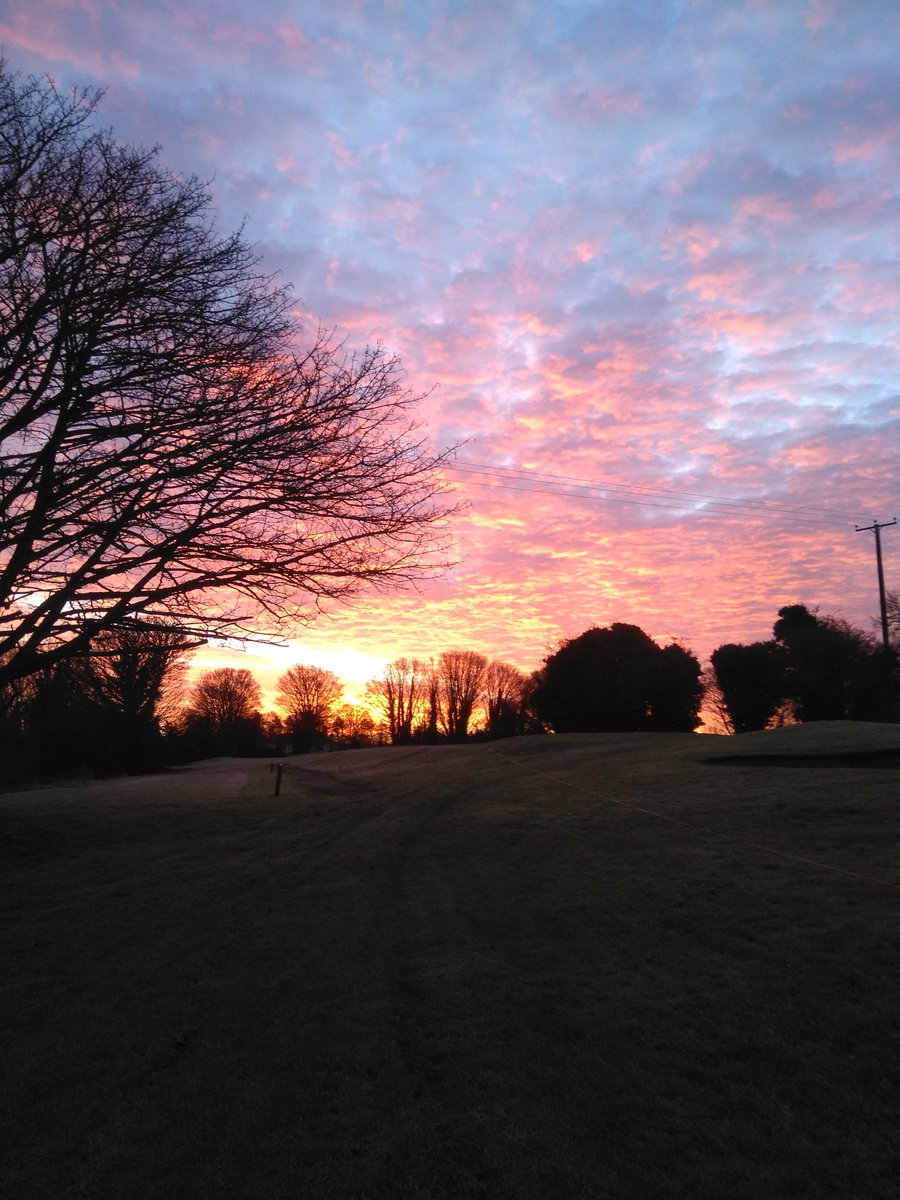 It's a red sky in the morning that has the shepherds warning <a href="/LoveLoughNeagh/">Lough Neagh</a>