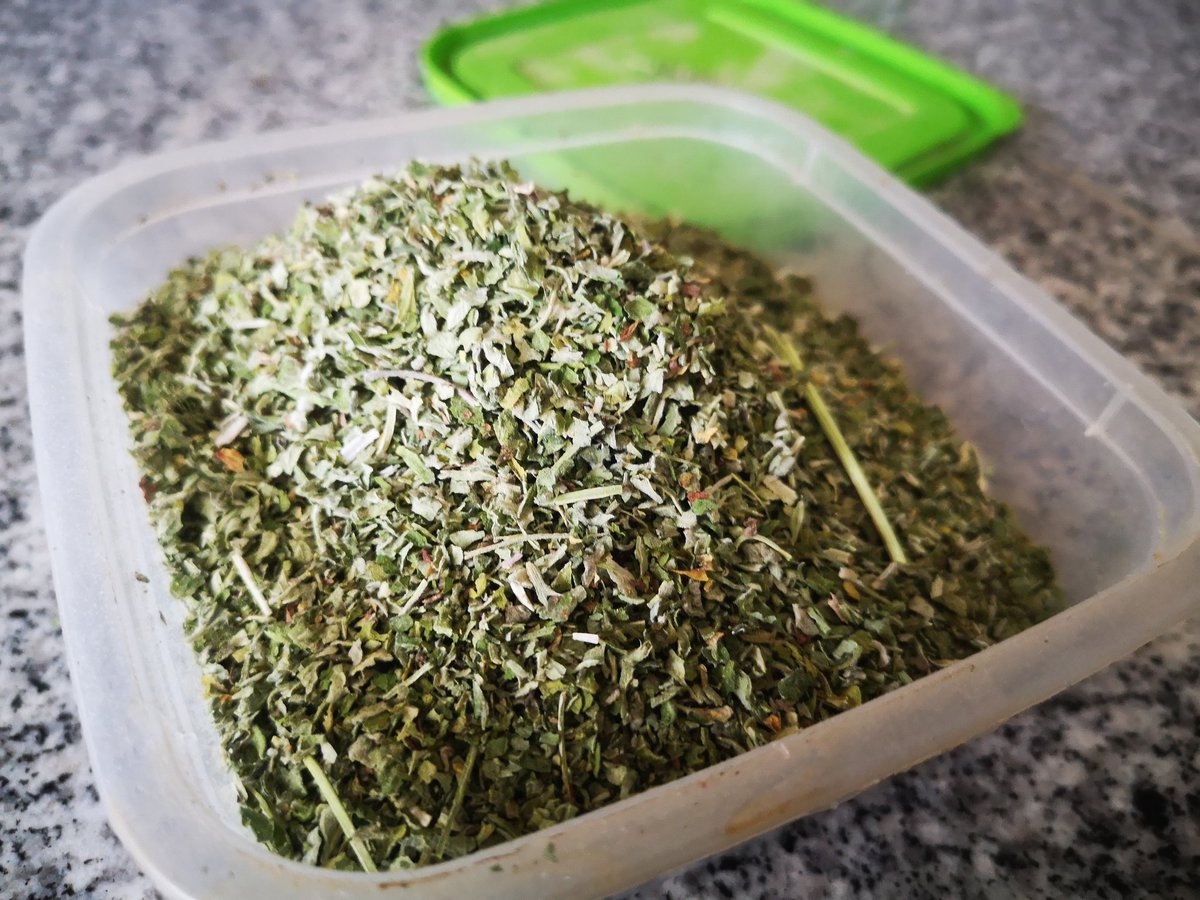 Demonix77x's tweet photo. Fresh #catweed sorted https://t.co/o1xhqBrOIu