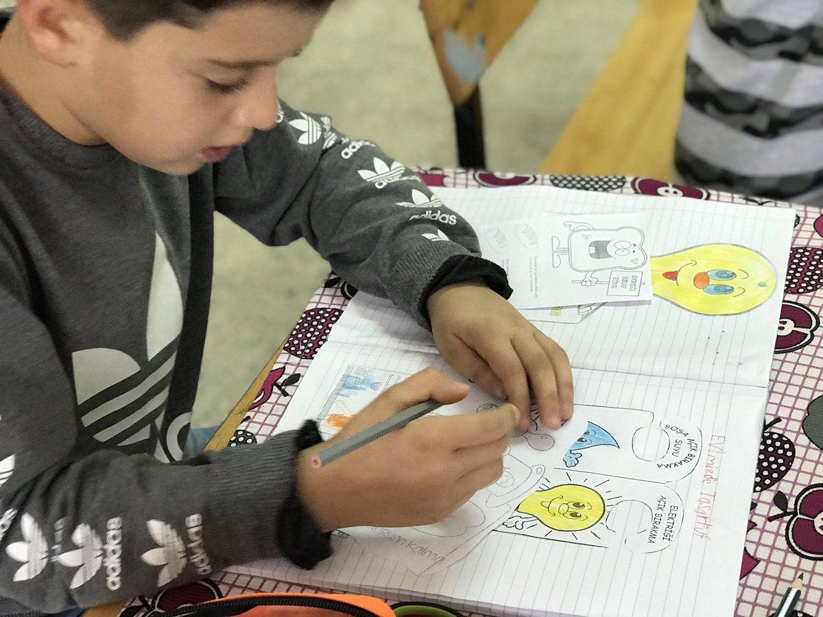 Tasarruf yapmanın önemini öğrendik 💧💡🍞<a href="/ziyaselcuk/">Ziya Selçuk</a> <a href="/SeyitAliBuyuk/">Seyit Ali Büyük</a> @Mehmeta10176968 #konyamem #kulumem