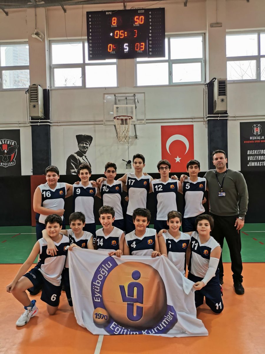 Burçak Eyuboğlu  Ortaokul basketbol  takımımız  bugünkü maçını da 49-32 kazanarak İstanbul ili ilk 8 takımına kalma başarısını elde etti. Tebrikler çocuklar, sizinle gurur duyuyoruz. 🏆🏆🏆🏆🏆👏👏<a href="/EyubogluEgitim/">Eyüboğlu Eğitim EEK</a>