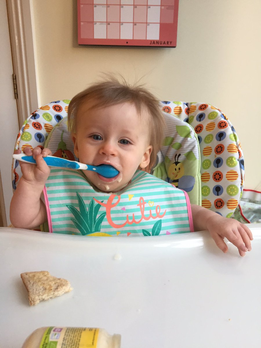 el_ware's tweet photo. 1yo loving the breakfast mix on @ClassicFM weโve got squealing, dancing, conductor hands and making her own percussive backdrop with a jar and spoon! Musician in the making? #babyrose #minimusician #classicfmbreakfast #classicfm https://t.co/VYUUwlEZBI