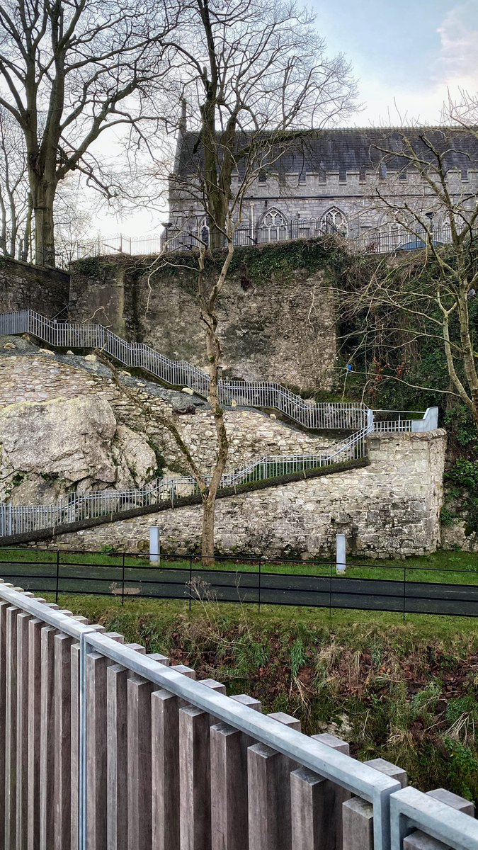 UCCLanguageCent's tweet photo. A lovely January morning on campus. 
#ucc #cork https://t.co/a1QpKVfBYe