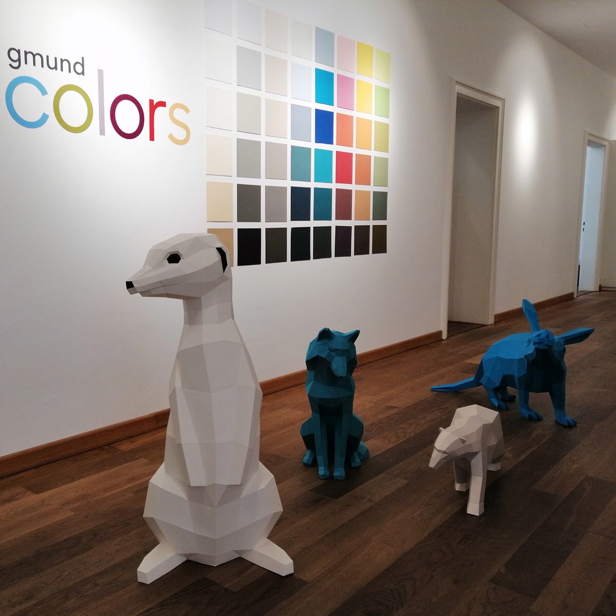 gmundpaper's tweet photo. 2020 - Let‘s go! 🚀⠀
#gmundcolors⠀
⠀
(Gorgeous little paper friends by @paperwolfsshop)⠀
⠀
#letsdothis #colorful #colors #colours #worldofcolors #colorsystem #paperpaperpaper #paperstories #welovepaper #paperwolf #paper #gmundpaper https://t.co/VGjC0BB485
