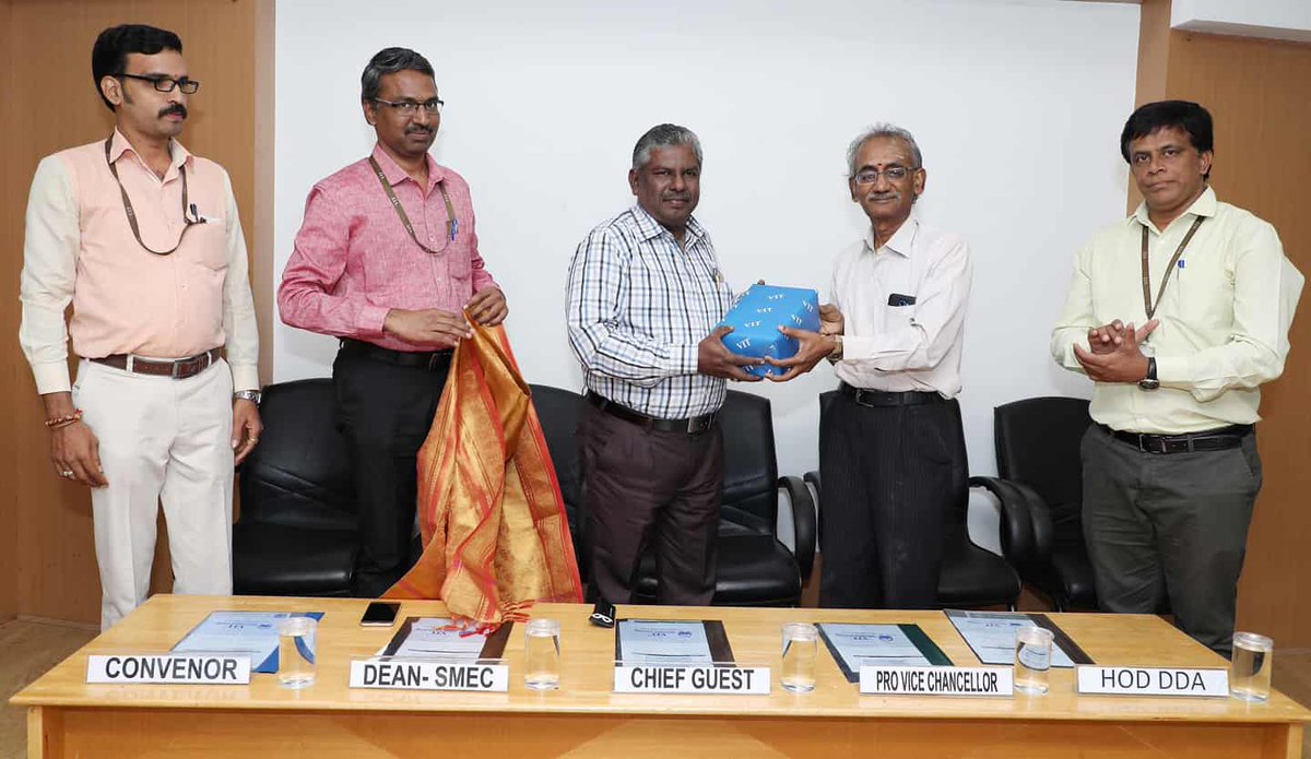 VIT_univ's tweet photo. Dr. J.Jeswin V Jeyasingh, Additional General Manager, Vikram Sarabhai Space Centre, #ISRO, Trivandrum, Kerala bestowed his gracious presence in the valedictory function of the #ICDAC at #VIT, Vellore, organized by #SMEC. 
.
.
. 
#VelloreInstituteofTechnology
#ICDAC2020 https://t.co/5BIFZeCqUx