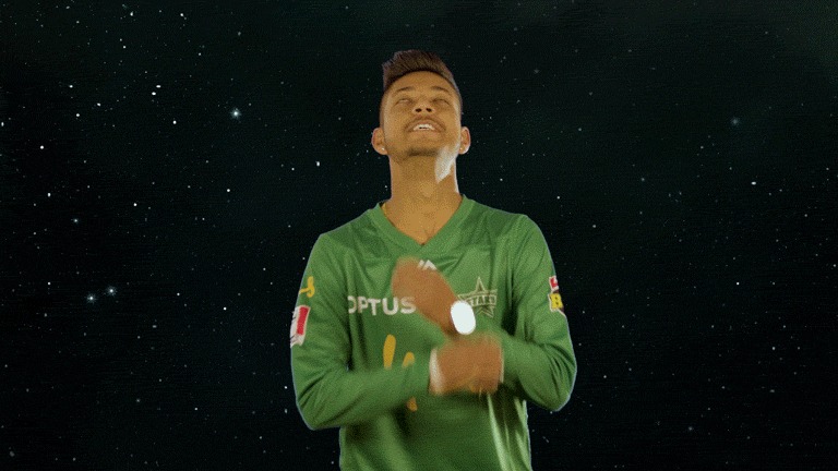 WICKET! Sandeep gets the big breakthrough, Marsh caught and bowled. 

The Renegades 2/111 in the 14th over. #WeWillShine 💚