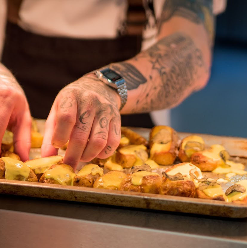 Stop by tomorrow for our classic roast dinner. With a choice of a meat, or vegetarian option served with the whole accompaniment of seasonal roast veggies for just £10, you would be mad not to. Call 01288 389800 to book a table.