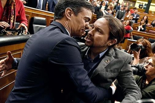 KikeMlaga's tweet image. Quién es el protagonista?
#RAREday #FelizViernesATodos