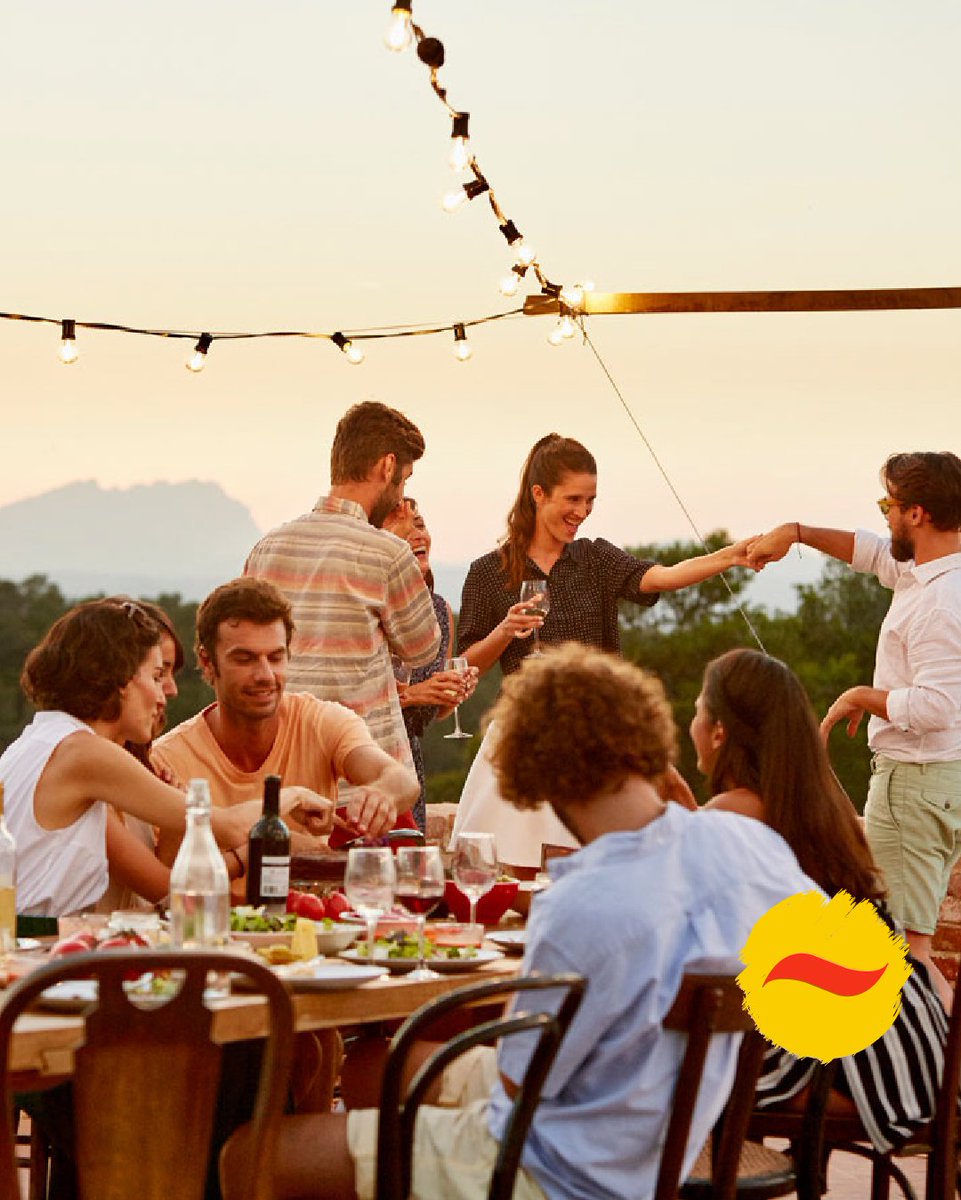 MADEINSPAINSHOP's tweet photo. Cuando juntas Calidad+Confianza+Amigos esto es lo que pasa 😁🍷 🙋‍♀️
➡ Productos 100% Españoles
➡ Descubre todos los productos en nuestra tienda online. https://t.co/I1OGh28LuK 👆
#Jamón #Chorizo #Embutido #salchichon #ham #charcuterie #Spain #Gastronomia #España #MadeInSpain https://t.co/EvXmKoFwAS