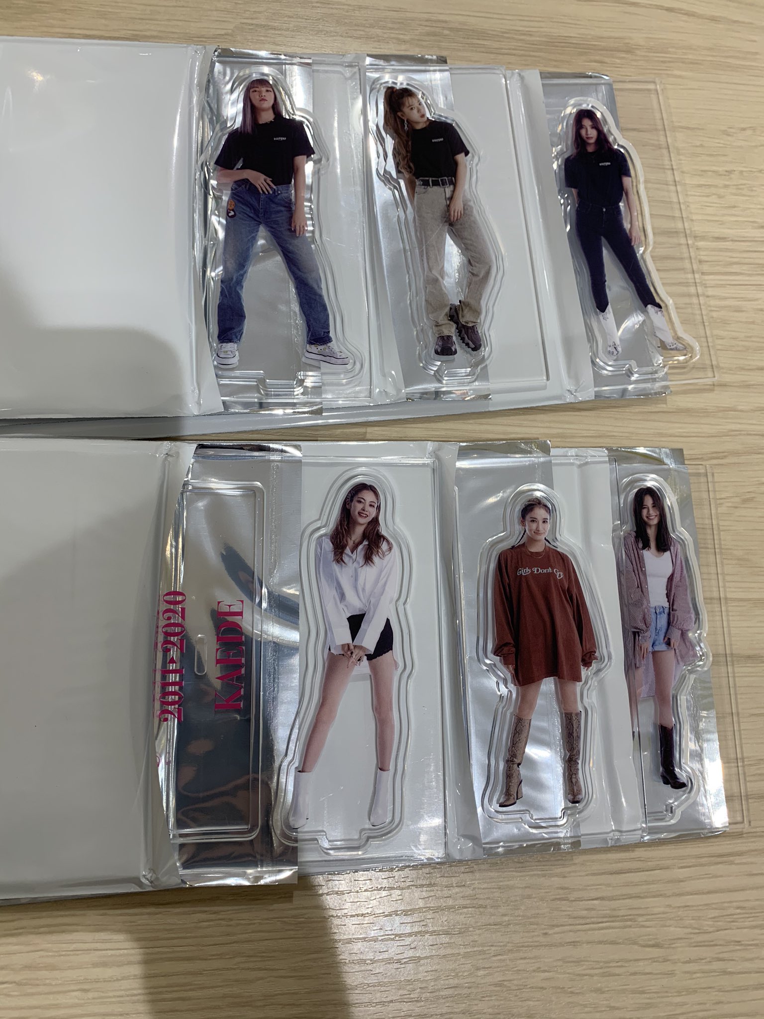 E-girls アクリル全部 深める
