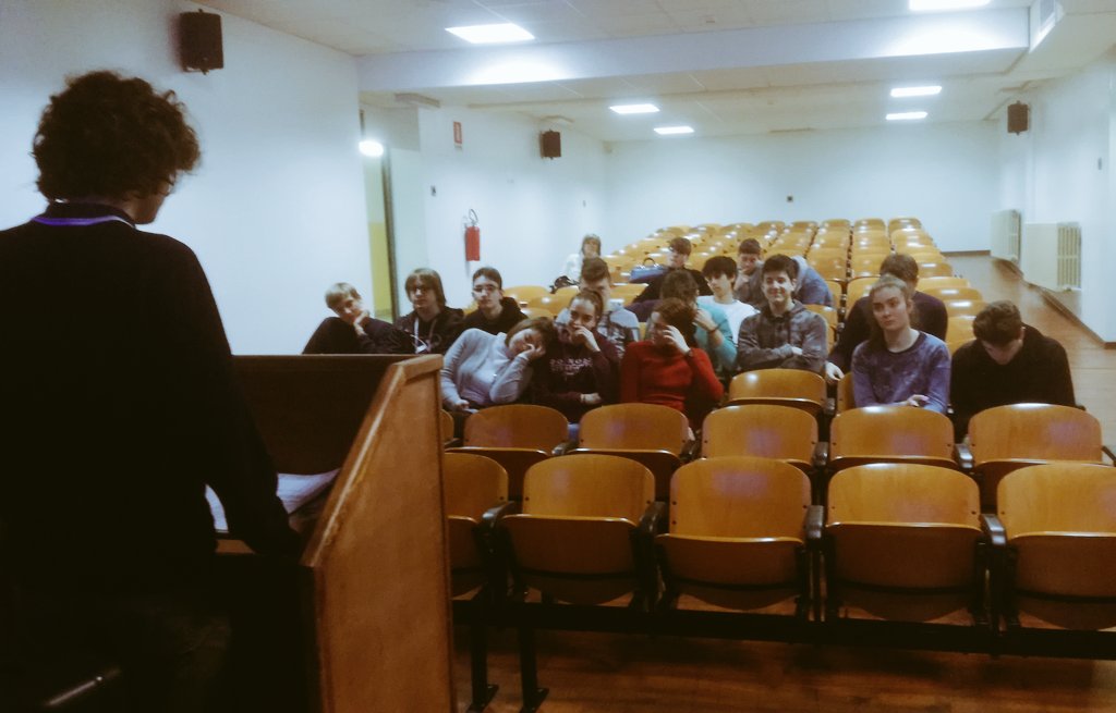 GExponi3F's tweet photo. Prove ufficiali dei discorsi #AulaMagna #Getreadyforthewin https://t.co/Pudtgu3BC1