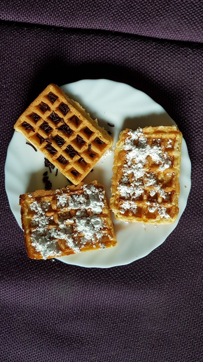 SkyIsOver8's tweet photo. Nach langer Pause wieder stolze Besitzerin von Waffeln
#rbtv #moinmoin https://t.co/jWCSDjMemF