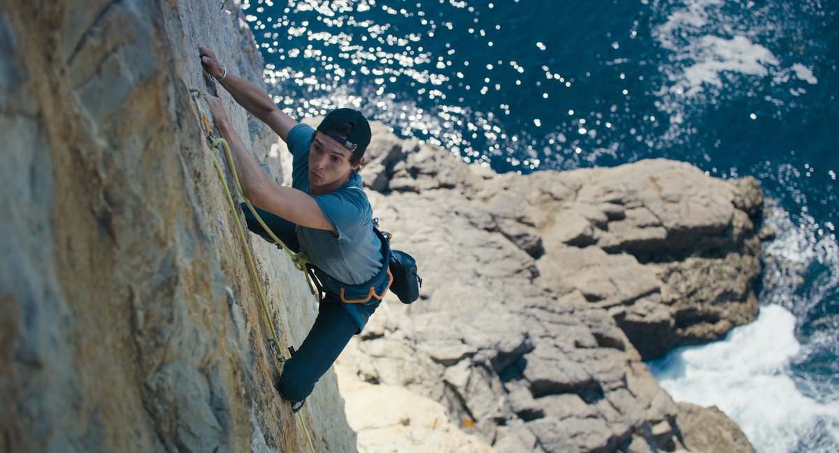 New movie "Sur le fil" by Stephan Massis, AFC, shot in Vistavision and #sigmacinelens, will be premiered at Micro Salon AFC 2020 in Paris next Week.

microsalon.fr