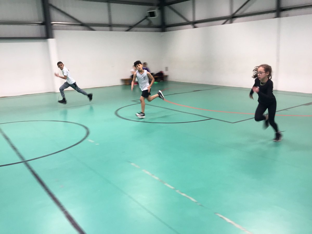 KingsleyPhysEd's tweet photo. Year 5 embarking on their New Year fitness programme.  Starting with a nice beep test 🤪🤪 https://t.co/D9nGTS4fmc