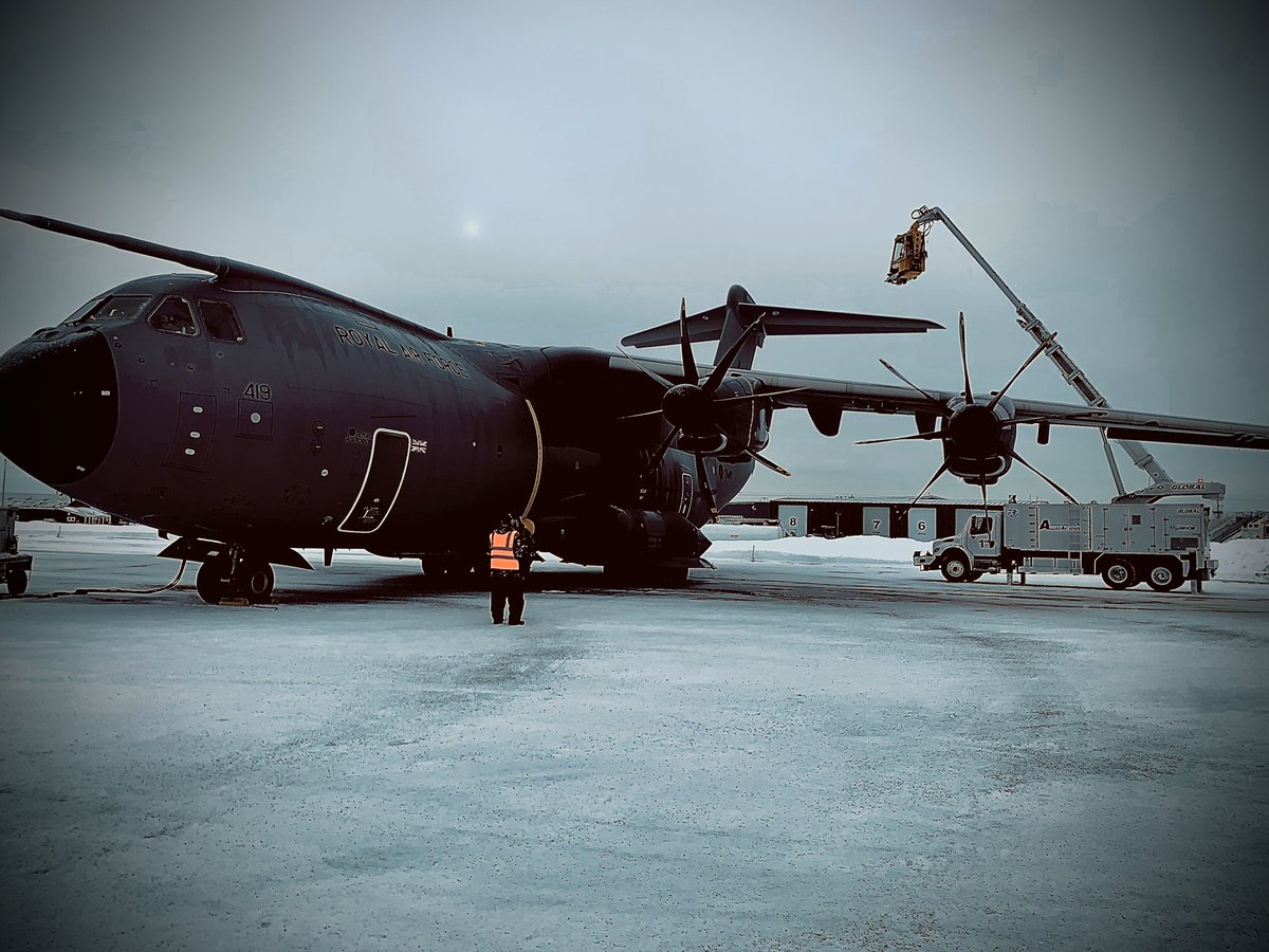 Ram5eyAwad's tweet photo. A bit nippy but we managed to get her home in good time for 5.1 thanks 🇨🇦 you were awesome #a400m #airbus #canada #coldweatherops @LeadershipNext1 #stalagtight #deice #Halifax https://t.co/64XyTL4KUO