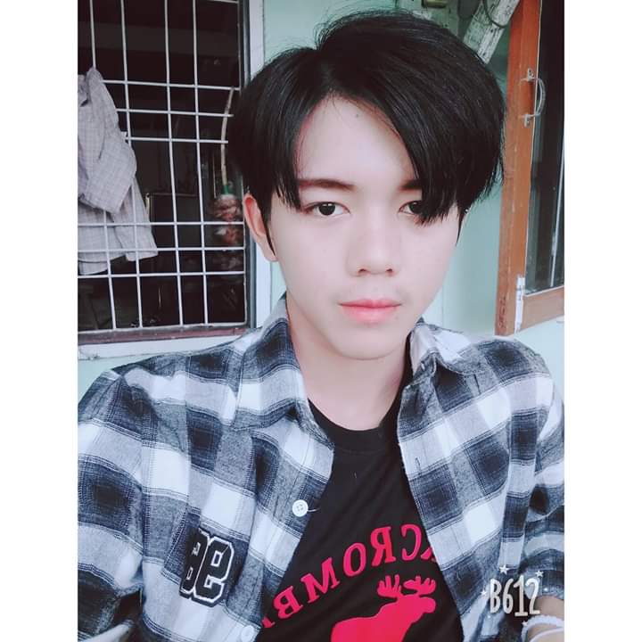 V09300306's tweet photo. ေႂကြစင္​​ေလ❤💞 https://t.co/exuPPOrhUu