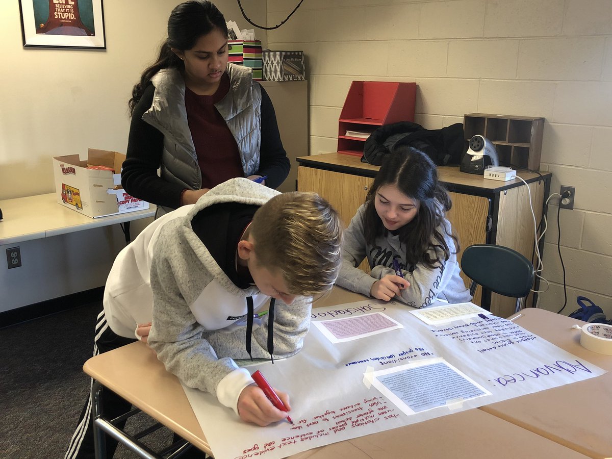 FHSEnglishCT's tweet photo. Creating #microprogressions focused on one #learningtarget helps these students to focus on the specific criteria their writing needs to meet or exceed standard. Revision awaits! #leadersoftheirownlearning #sociallyconstructedlearning #FPSleadingtheway https://t.co/uJj4CFXj8a