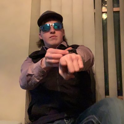GaigePickering's tweet photo. #NewProfilePic https://t.co/eoJ77fMvQk