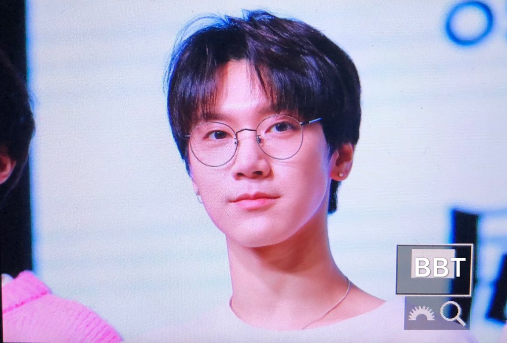 BabyTen0227's tweet photo. 200110

#TEN #李永钦 https://t.co/CA48YzVY6m