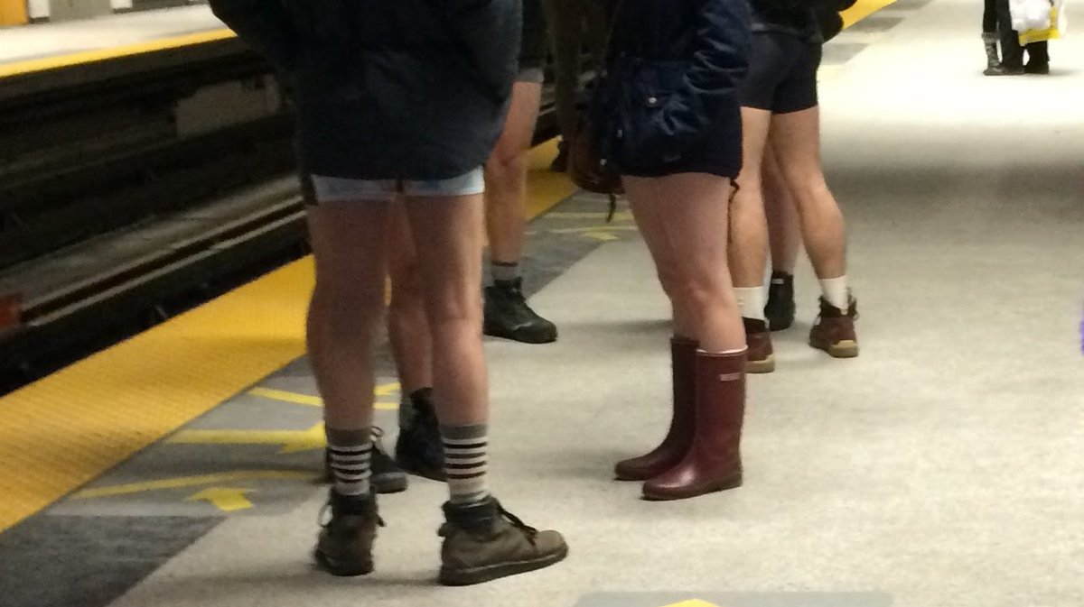 sarahdeshaies's tweet photo. It's time...kick off the new year, by kicking off your pants!
That, and all sorts of fun stuff for your weekend, like #wildside2020, Fantome de l'opera and Riverdance!
8:20 @CJAD800
9:45 @TSN690 https://t.co/ApvnX2d9PX