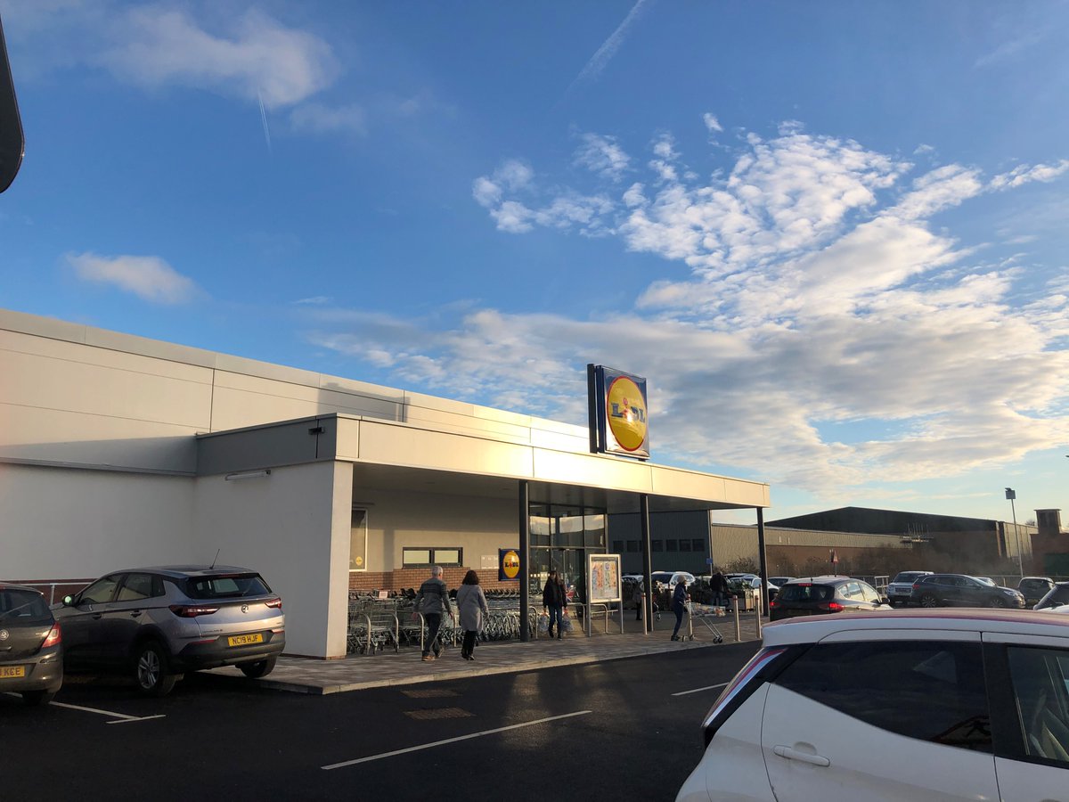 sharmanprojects's tweet photo. Great to see Dragon Lane Retail Park in Durham trading well! This 58,000 sq ft retail development involved the construction of @LidlGB &amp; @TheRangeUK. 
   
Fantastic work by the team delivered by @GMIConstruction. @SharmanProjects acted as Project Monitor for Client, LondonMetric. https://t.co/xIN7ayh6Ut