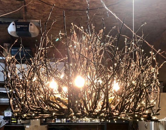 EnchantedTwigs's tweet photo. Oak Cold Mountain - https://t.co/CFPFg8egAw via @EtsySocial #rustic #chandelier #Rusticchandelier #Branchchandelier https://t.co/reFPLqkNH0