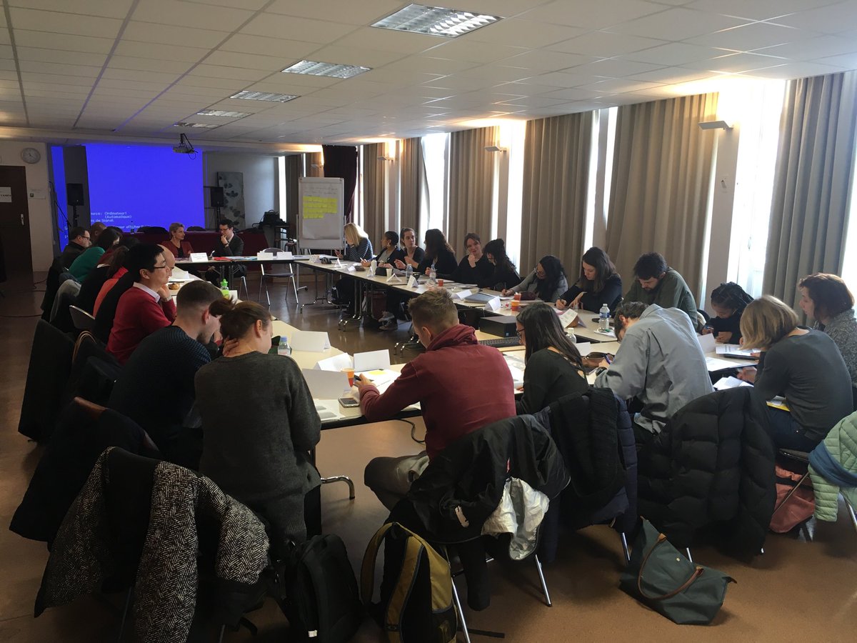 SPhili17's tweet photo. @acversailles Formation pour 27 enseignants T1 T2 T3 « gestion de classe » animée #CAAEE en partenariat #DAFOR au lycée Camus Bois-Colombes @Jp_Flx @Sahar_ZB_ @SadHamEMS @VirginieSelmi @ClemHESLING @hautlandais https://t.co/Nhjoh5AMS7