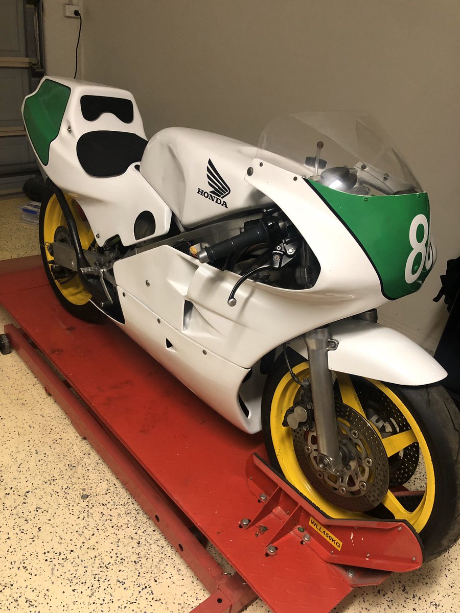 JonSpeller's tweet photo. 250 Friday:) #gpbikes #rs250 #2strokeracing https://t.co/Xlb2ecn0eC