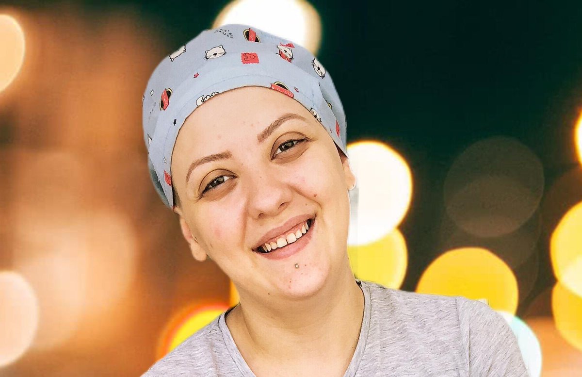 MelisTalay2's tweet photo. Melis’imiz daha 26 yaşında ve genç ama bir o kadar güçlü kalbiyle kanser ile savaşıyor. Biz bu savaşı kaybetmeyeceğiz. Sesimize ses gücümüze güç olun🙏 #PesEtme @saglikbakanligi @tuncsoyer @haluklevent @ahbapplatformu @ahbap_izmir https://t.co/GcFQBgjkz3