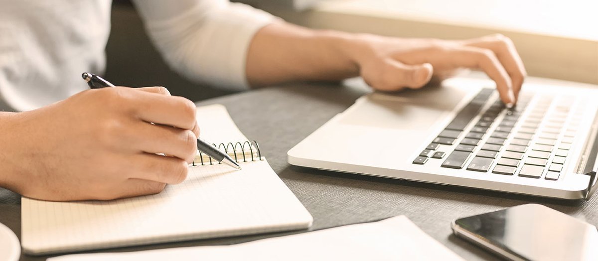 _KissTheBride_'s tweet photo. Eurêka💡on a trouvé le #top 12 des #blogs à suivre en 2020 pour ne rien louper des actus #communication et #marketing 👇
https://t.co/WSU0B2mSgD https://t.co/QsddBy6Agz
