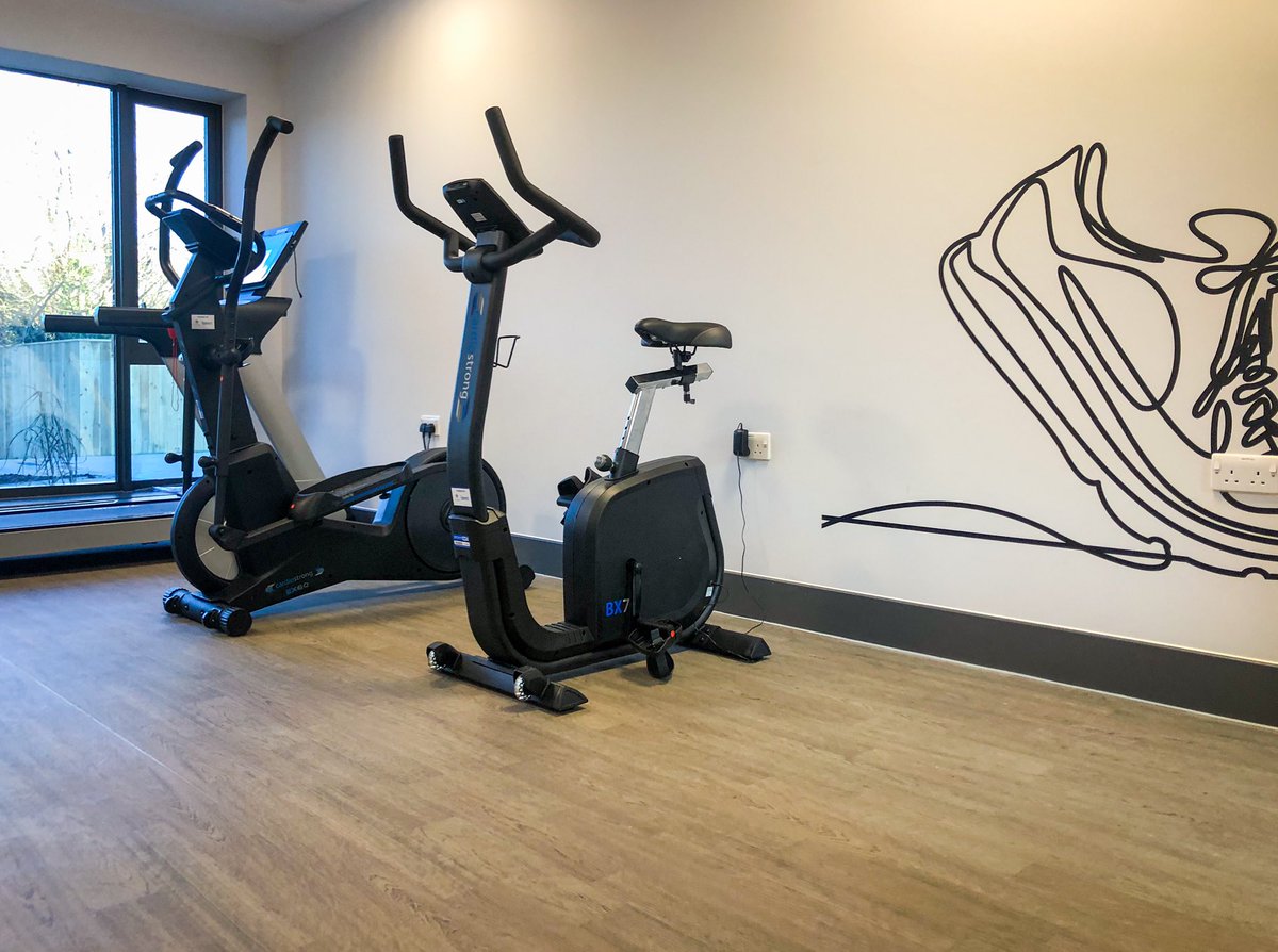 HumberNHSFT's tweet photo. And we’re off! Starting off down ‘The Street’. Here we have a number of managed rooms that are separate from both wards at Inspire. The Street features rooms including; a gym, multi-faith room, family visiting, classrooms and more! https://t.co/VtcWcVDBDB
